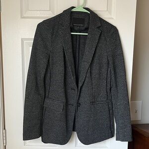 Banana Republic Shell Blazer in gray black houndstooth with black piping